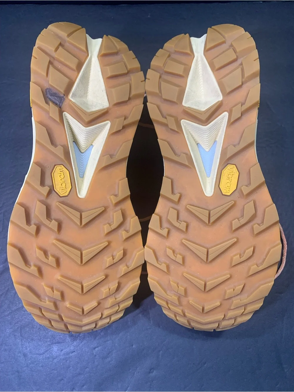 Hoka skyline float